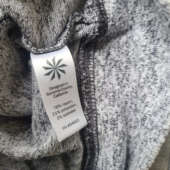 Athleta Gray Long Sleeve Top - Picture 7 of 7